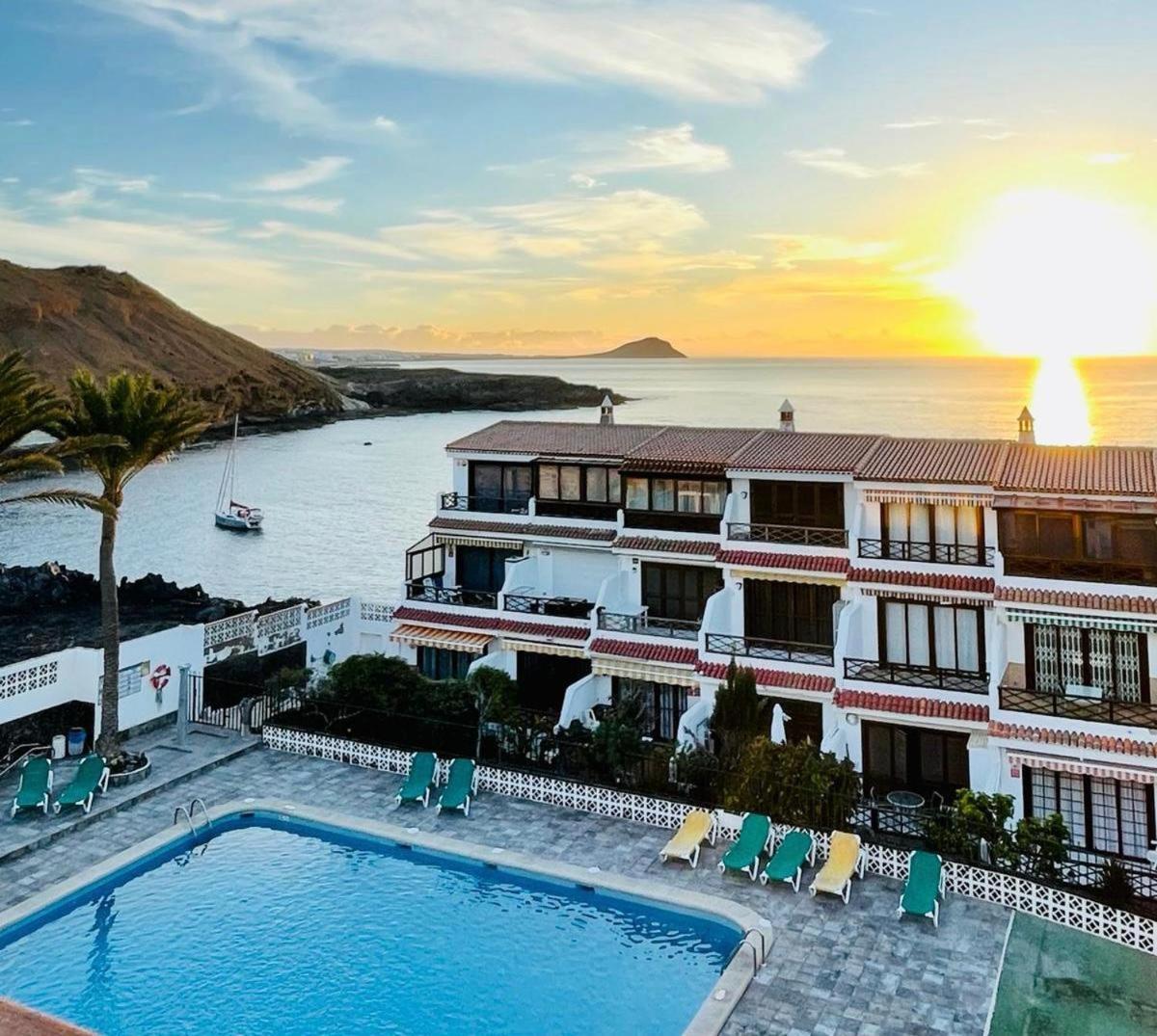 Apartment With Beautiful Ocean View 코스타델실렌시오 외부 사진